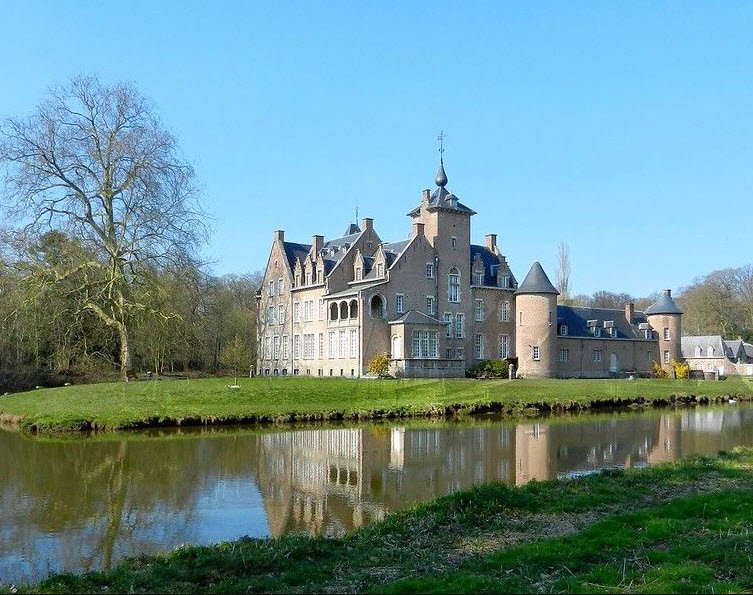 Kasteel Hof te Melis, Puurs, Belgium